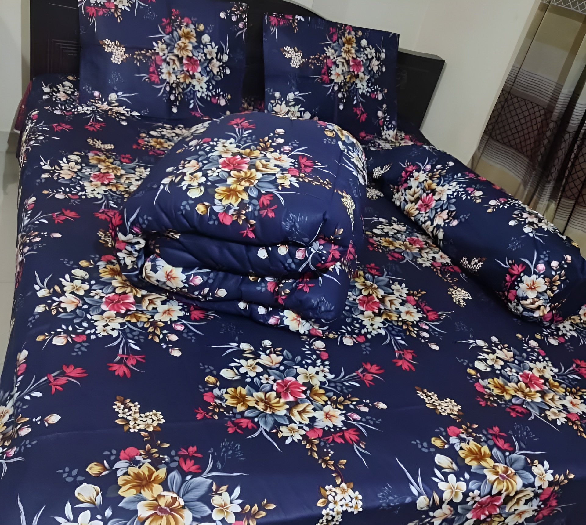 5 Piece Towel Premium Comforter Combo Set